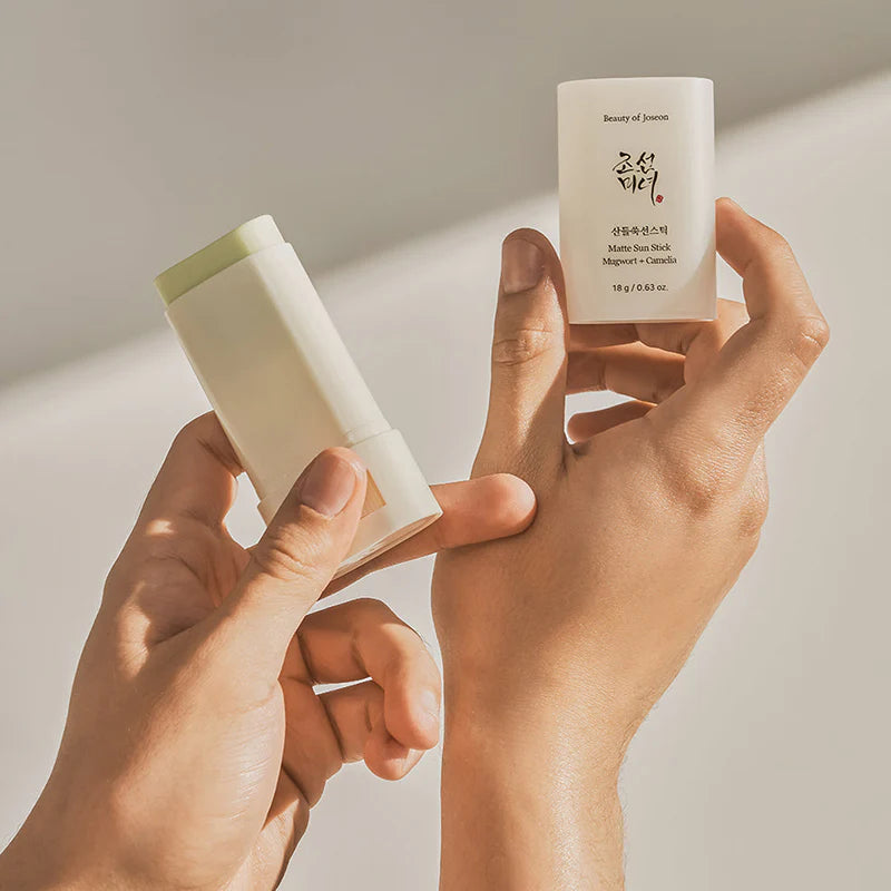 BEAUTY OF JOSEON - Matte Sun Stick: Mugwort+Camelia SPF50 PA++++ 18gr