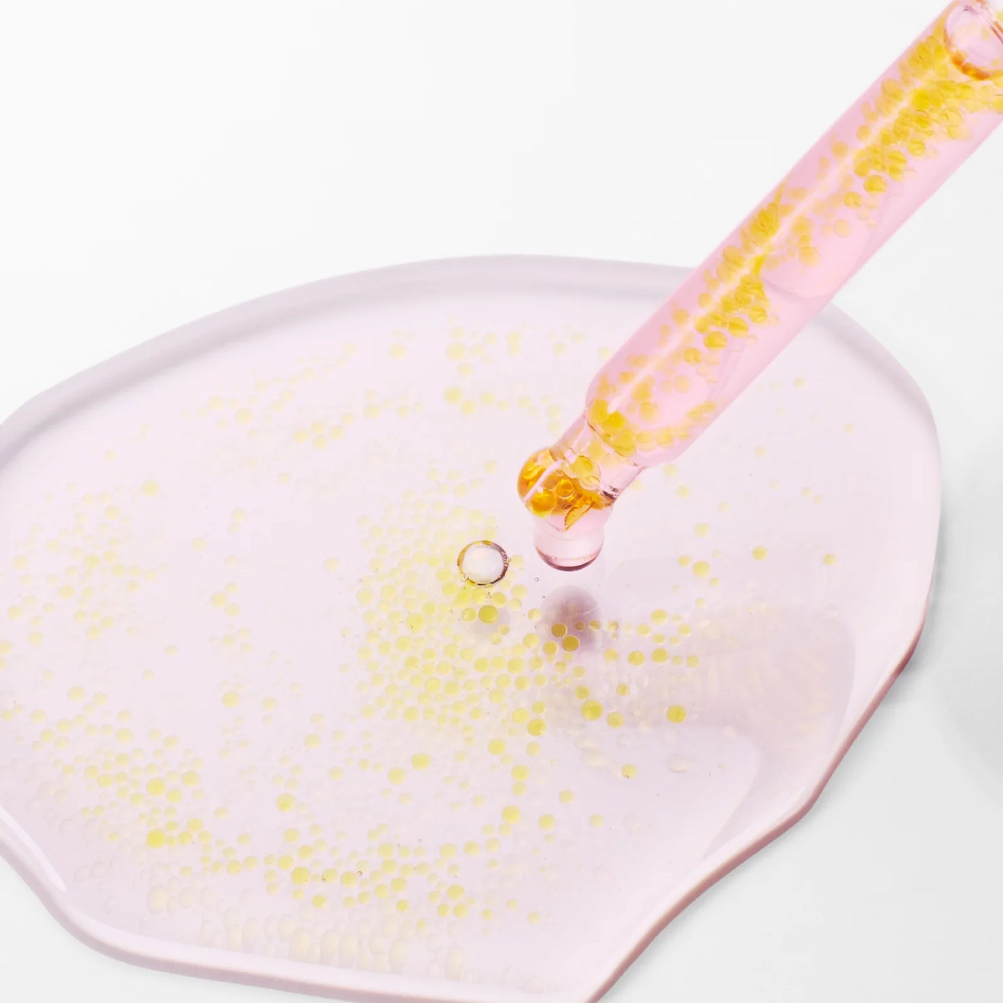 Putiro - TXA 6 Niacinamide 10 Retinal Serum